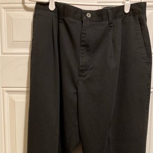 Men’s…WRANGLER RIATA Dress Pants..